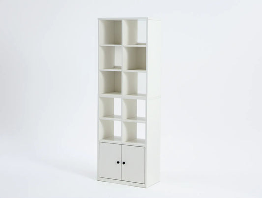 Biały regał z laminowanej płyty wiórowej 60 x 30 x 180 cm, 10 wnęk i dolna szafka